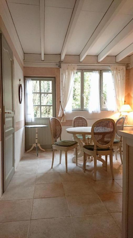 Appartamento A L'Ombre Du Tilleul Giverny Esterno foto