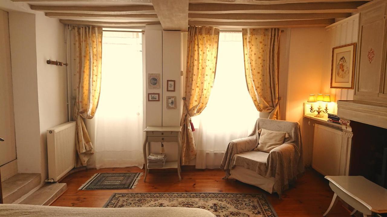 Appartamento A L'Ombre Du Tilleul Giverny Esterno foto